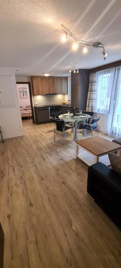 Apartmenthaus Sunshine 萨斯格伦德 外观 照片
