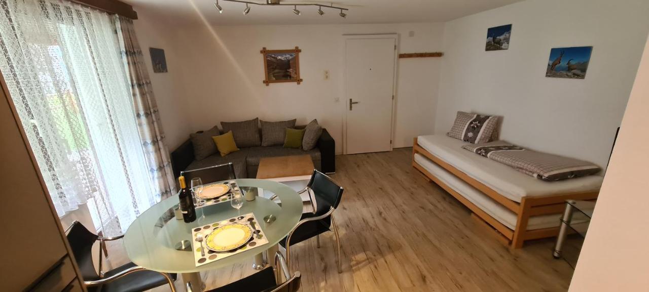 Apartmenthaus Sunshine 萨斯格伦德 外观 照片